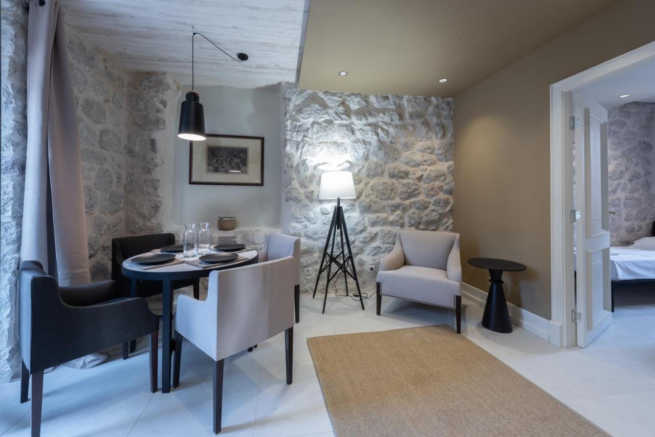 Apartments Gabela Рисан Экстерьер фото
